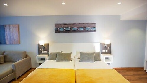 Malibu Park Apartments